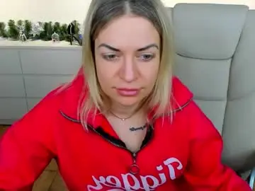 Chaturbate Live Sex of anna_snow9