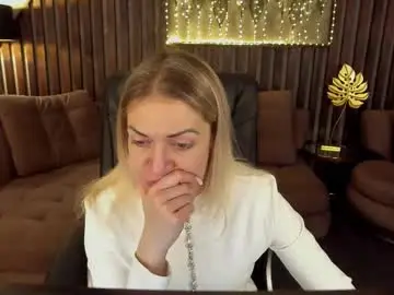 Chaturbate Watch Live Sex Cams of anna_snow9