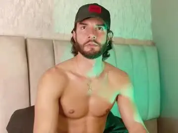 Chaturbate Live Sex Cam of luciano_ferrer