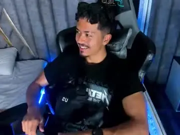 Chaturbate Live Porn of nicolaikarav