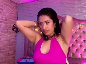 Chaturbate Nude Webcam of roxanne_han