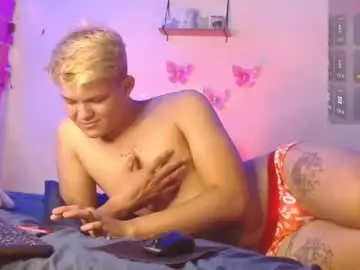 Chaturbate Live Porn of izan_02