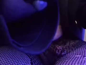 Chaturbate Free Porn Cam of korruptedbymewmew