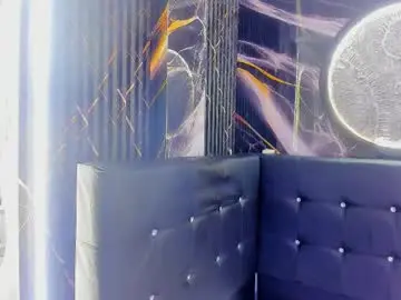 Chaturbate Sex Cam of mantis_wine