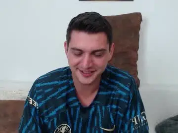 Chaturbate Live Sex Cam of andyfame1