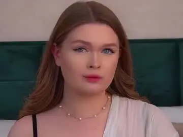 Chaturbate Live Sex Cam of crystallyons