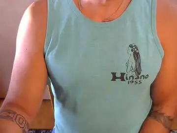 Chaturbate Live Sex Cam of luvzjerkingoff