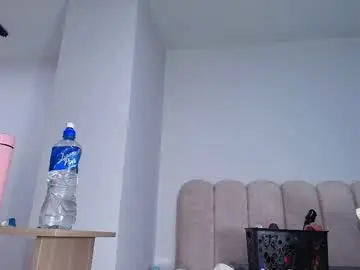 sofi_decker from chaturbate