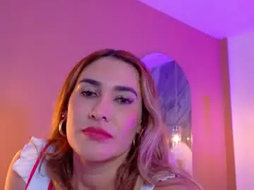 Chaturbate Live Sex Cam of nahomiross