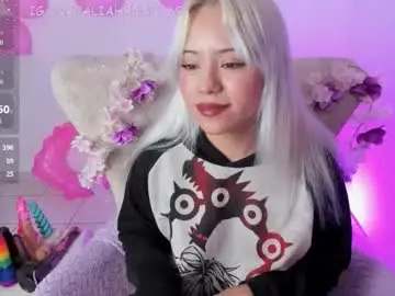 Chaturbate Live Sex of nataliahenao_69