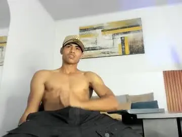 Chaturbate Live Sex of zander_2120