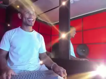 Chaturbate Live Porn of dicker028