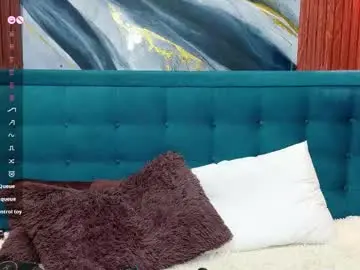 Chaturbate Live Sex Cam of dilan_911