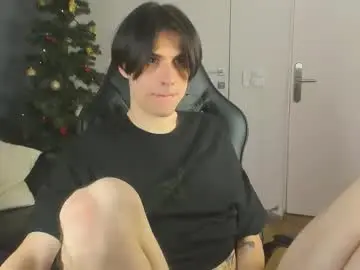 Chaturbate Live Sex Cam of ellis_rin