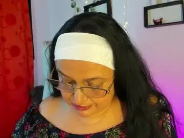 Chaturbate Free Porn Cam of gia_nahomi