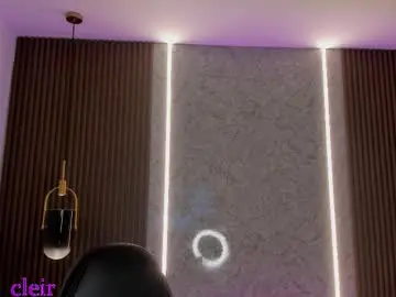 Chaturbate Live Sex Cam of liah_cleir