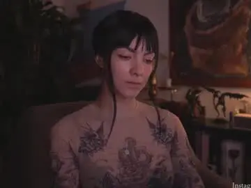 Chaturbate Watch Live Sex Cams of hollylinder_