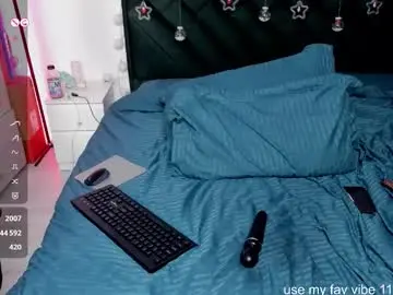 Chaturbate Adult Video Chat of lovelyaria_