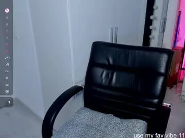 Chaturbate Live Porn of lovelyaria_