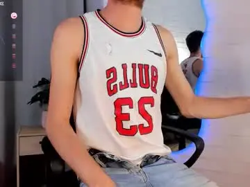 Chaturbate Best live sex cam show of mateo_hunter