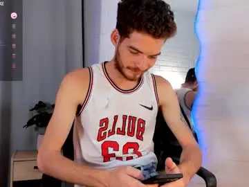 Chaturbate Live Sex Cam of mateo_hunter