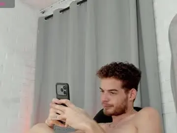 Chaturbate Sex Cam of mateo_hunter