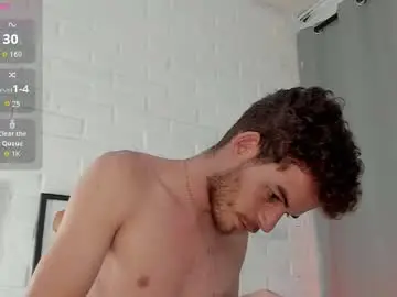 Chaturbate Live Sex Cam of mateo_hunter