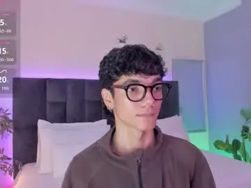 phillicious_ from chaturbate