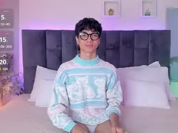 Chaturbate Live Porn of phillicious_