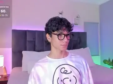 Chaturbate Nude Webcam of phillicious_