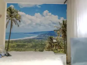 Chaturbate Watch Live Sex Cams of soaring_love