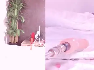 Chaturbate Adult Webcams of sophialovers01