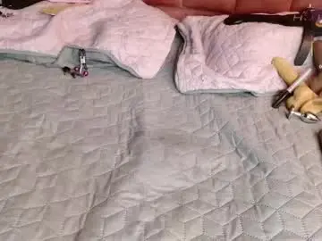 Chaturbate Nude Webcam of bambi__angels