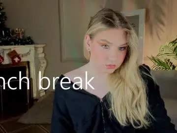 Chaturbate Live Sex Cam of jes_solar