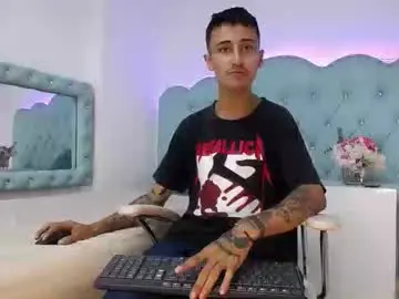Chaturbate Free Live Porn of jullian_ricci