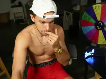 Chaturbate Free Porn Cam of troy_greenxo