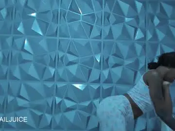 Chaturbate Best live sex cam show of your_juice_ocktail