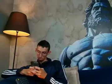 Chaturbate Sex Cam of zyronight