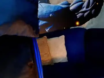 Chaturbate Adult Video Chat of zyronight