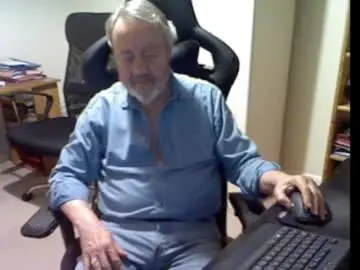 erasmus_d from chaturbate