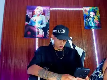 Chaturbate Live Porn of liiaam_lee_