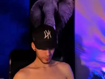 Chaturbate Free Live Porn of noah_brigth