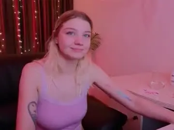 Chaturbate Sex Chat of shark_attack52