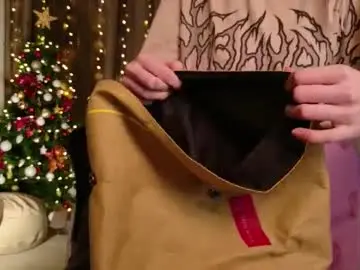 Chaturbate Nude Webcam of shark_attack52