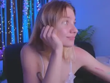 Chaturbate Free Porn Cam of shark_attack52