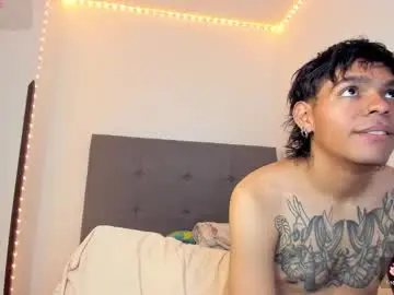 Chaturbate Live Sex Cam of tessa_evanss