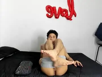 Chaturbate Nude Webcam of evans_collins24