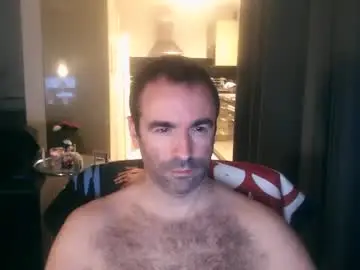 Chaturbate Watch Live Sex Cams of bensince1984_