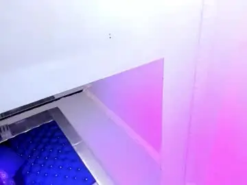 Chaturbate Adult Video Chat of evanllelyne