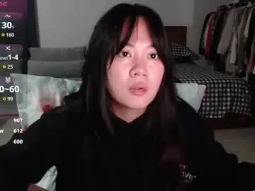 Chaturbate Adult Video Chat of sexypenguin13